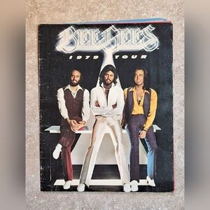 Bee Gees 1979 World Tour Concert program with Photos & Bios of Bros. & families